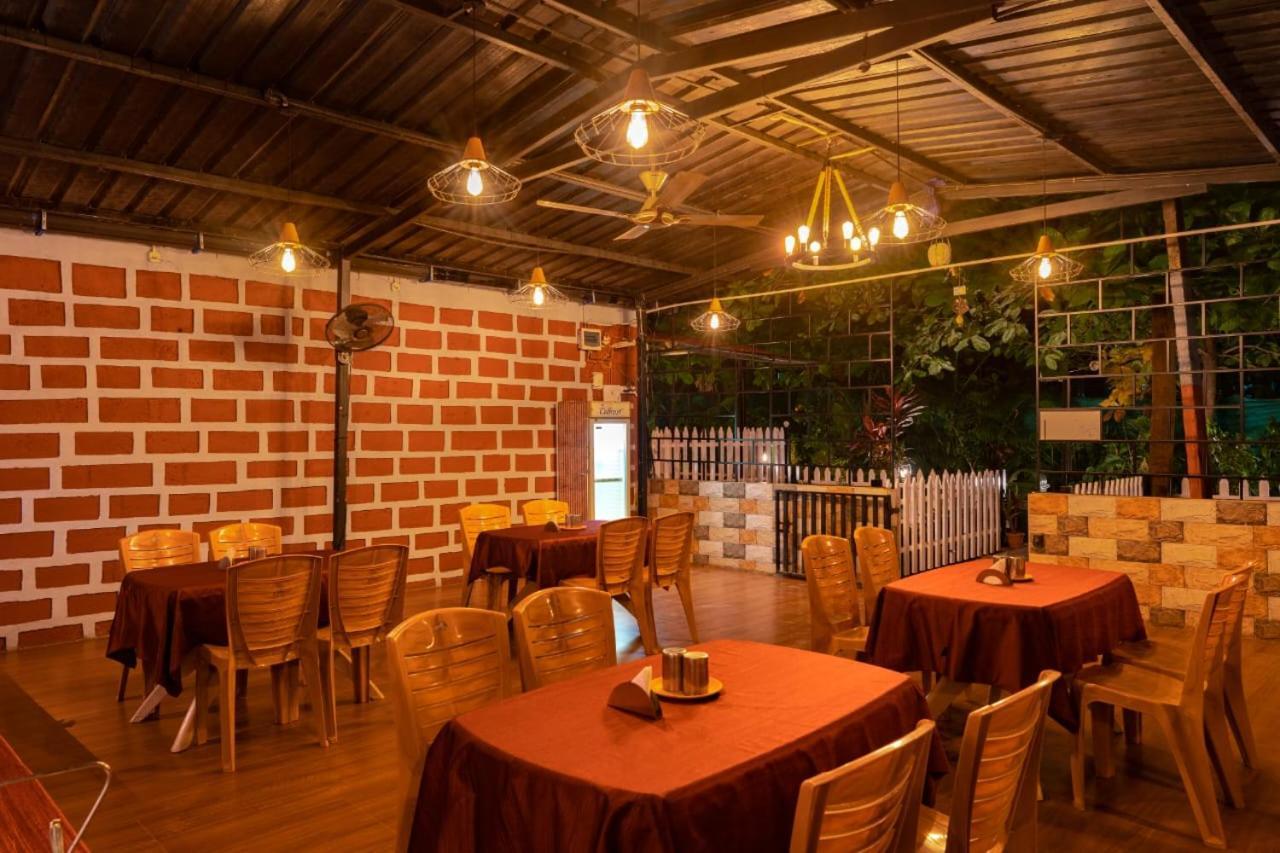 Dandeli Jungle Resort Buitenkant foto